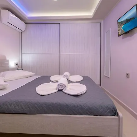 Evia's - New In Town! Zakynthos Town