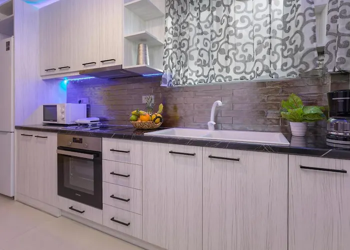 Evia's - New In Town! *